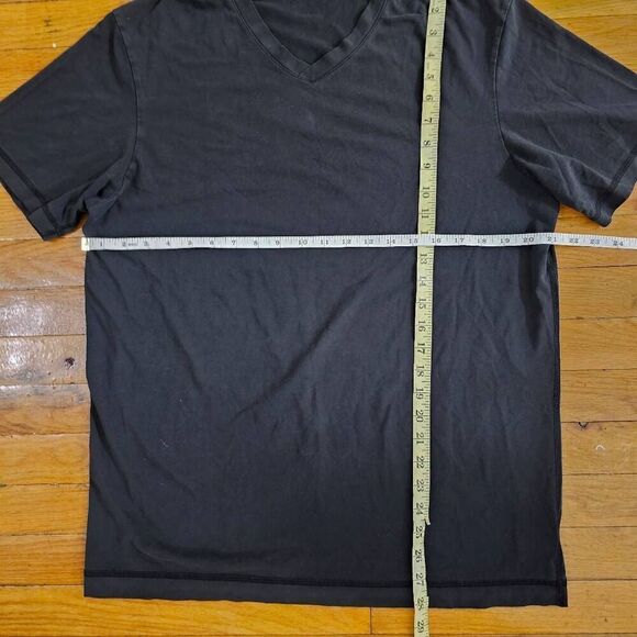 Public Rec Pima Cotton T-Shirt Size L Short Sleeve V Neck Men's - Picture 3 of 6